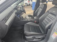 USED 2023 23 VOLKSWAGEN PASSAT 2.0 TDI EVO R-Line Estate 5dr Diesel DSG Euro 6 (s/s) (150 ps) 