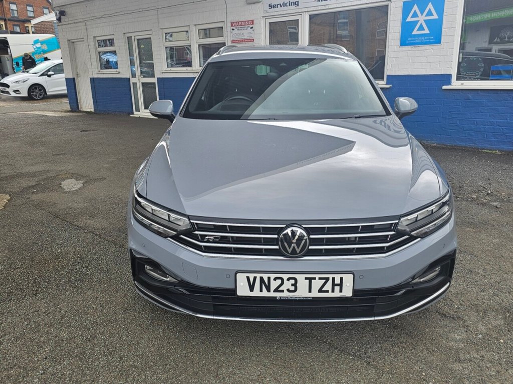 USED 2023 23 VOLKSWAGEN PASSAT 2.0 TDI EVO R-Line Estate 5dr Diesel DSG Euro 6 (s/s) (150 ps) 