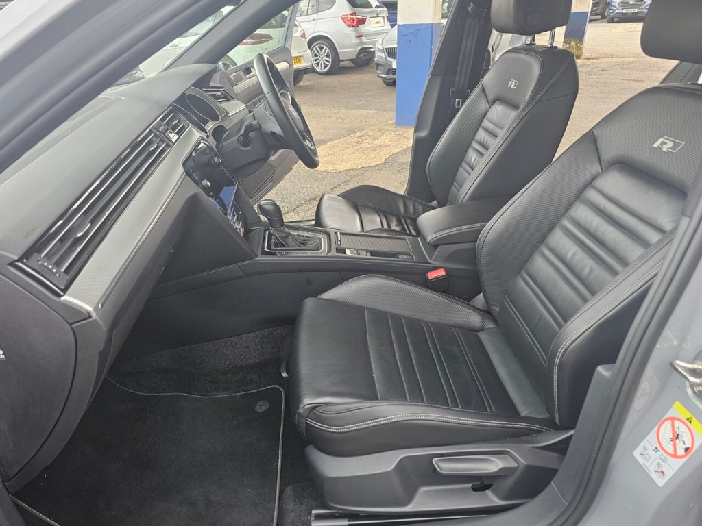 USED 2023 23 VOLKSWAGEN PASSAT 2.0 TDI EVO R-Line Estate 5dr Diesel DSG Euro 6 (s/s) (150 ps) 