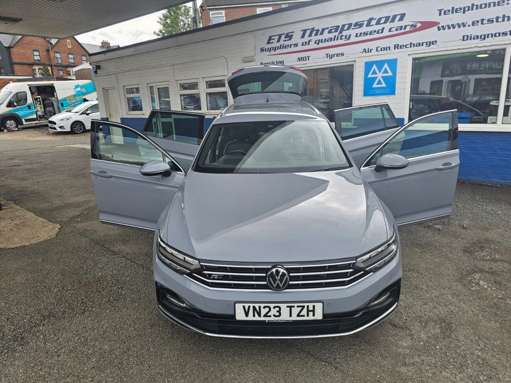 USED 2023 23 VOLKSWAGEN PASSAT 2.0 TDI EVO R-Line Estate 5dr Diesel DSG Euro 6 (s/s) (150 ps) 
