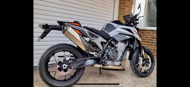 View our KTM 790 DUKE