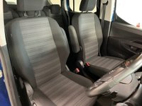 USED 2022 22 VAUXHALL COMBO LIFE 1.5 Turbo D Elite MPV 5dr Diesel Auto Euro 6 (s/s) (7 Seat) (130 ps) 