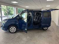 USED 2022 22 VAUXHALL COMBO LIFE 1.5 Turbo D Elite MPV 5dr Diesel Auto Euro 6 (s/s) (7 Seat) (130 ps) 