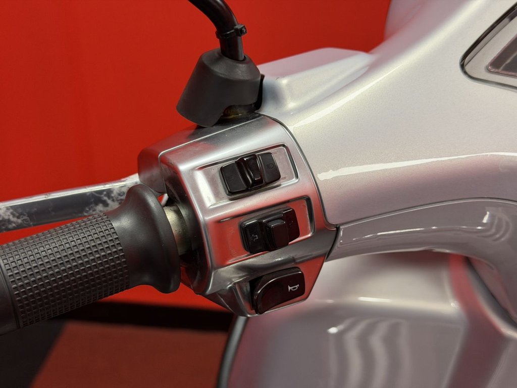 USED 2016 16 PIAGGIO Vespa Primavera 125 TRADE BIKES AT TRADE PRICES TOURING SCOOTER