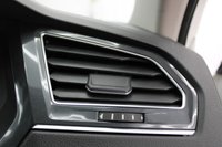 USED 2018 68 VOLKSWAGEN TIGUAN 1.4 TSI SE Navigation SUV 5dr Petrol Manual Euro 6 (s/s) (125 ps) ONLY 2 OWNERS & 2 KEYS