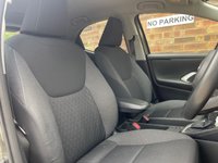 USED 2022 22 TOYOTA YARIS 1.5 VVT-h Design Hatchback 5dr Petrol Hybrid E-CVT Euro 6 (s/s) (116 ps) AUTOMATIC, ONLY 16000 MILES, FULL TOYOTA SERVICE HISTORY, Reverse Camera, Apple Car Play, 16" Alloy Wheels, Cruise Control, Climate Control, Start/Stop, Bluetooth Phone Prep, DAB Radio