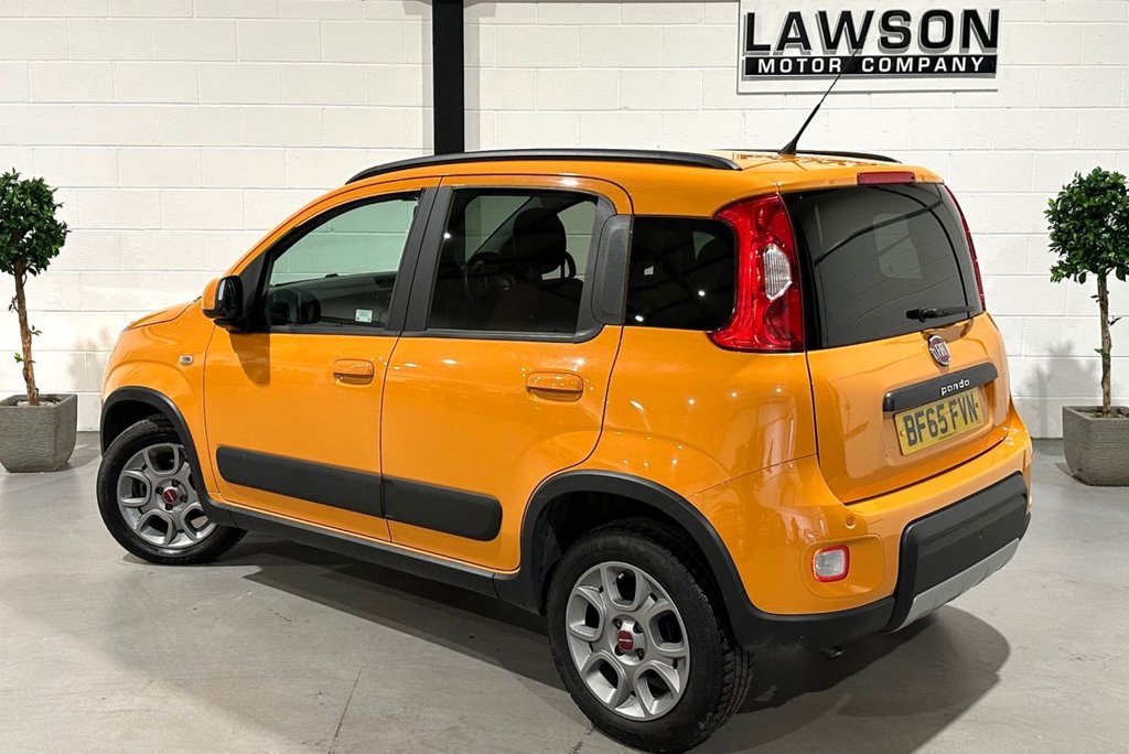 USED 2015 65 FIAT PANDA 0.9 TwinAir Trekking Hatchback 5dr Petrol Manual Euro 6 (s/s) (85 bhp) 