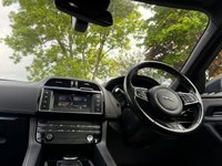 USED 2017 17 JAGUAR F-PACE 2.0 D180 R-Sport SUV 5dr Diesel Auto AWD Euro 6 (s/s) (180 ps) SAT NAV/PAN ROOF/HEATED SEATS