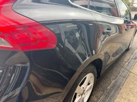 USED 2014 63 VOLVO V40 1.6 D2 SE Hatchback 5dr Diesel Manual Euro 5 (s/s) (115 ps) SERVICE HISTORY DESIRABLE EXAMPLE