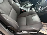 USED 2014 63 VOLVO V40 1.6 D2 SE Hatchback 5dr Diesel Manual Euro 5 (s/s) (115 ps) SERVICE HISTORY DESIRABLE EXAMPLE