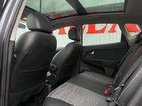 USED 2016 16 KIA VENGA 1.6 4 MPV 5dr Petrol Auto Euro 6 (123 bhp) Very Low Mileage, Automatic