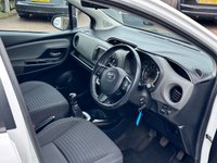 USED 2017 17 TOYOTA YARIS 1.33 Dual VVT-i Design Hatchback 5dr Petrol Manual Euro 6 (99 ps) 