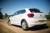 USED 2018 18 VOLKSWAGEN POLO 1.0 SE Hatchback 5dr Petrol Manual Euro 6 (s/s) (65 ps) Pure White, &pound;800 Extras