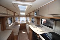 USED 2018 LUNAR QUASAR 462 2 Berth End Washroom