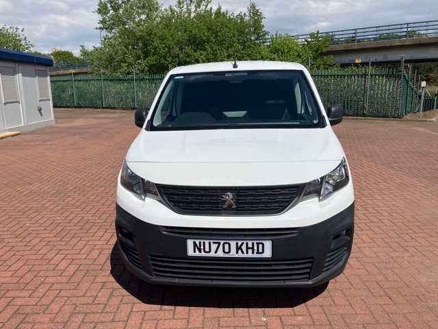 View our PEUGEOT PARTNER