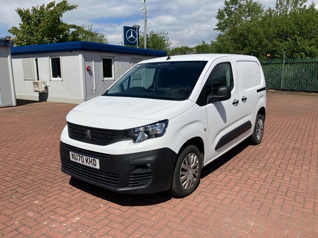 View our PEUGEOT PARTNER