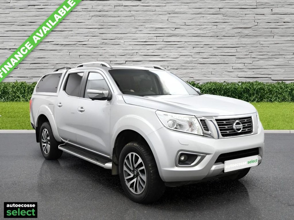 2016 NISSAN NAVARA
