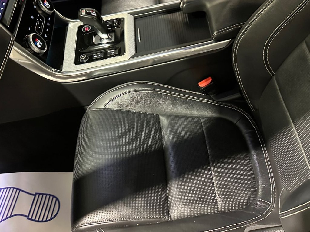 USED 2019 19 JAGUAR XE 2.0 D180 R-Dynamic S Saloon 4dr Diesel Auto Euro 6 (s/s) (180 ps) 