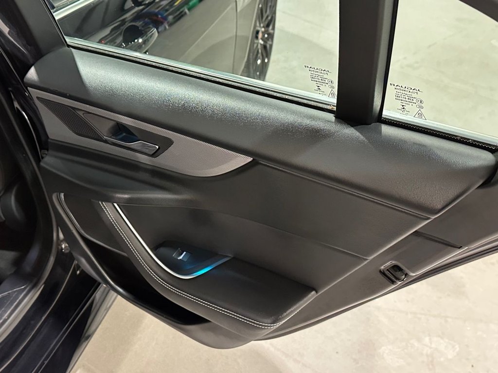 USED 2019 19 JAGUAR XE 2.0 D180 R-Dynamic S Saloon 4dr Diesel Auto Euro 6 (s/s) (180 ps) 