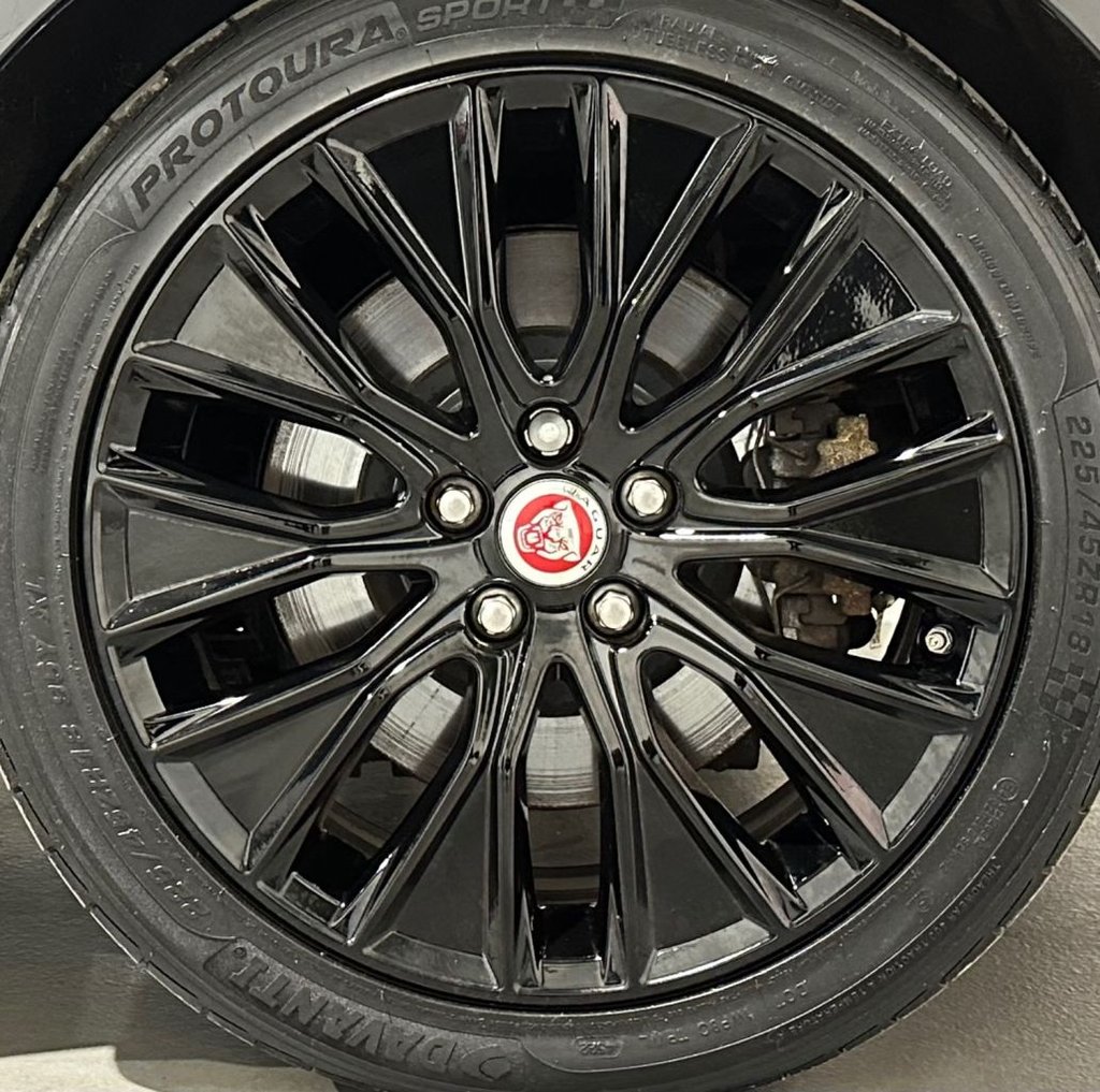USED 2019 19 JAGUAR XE 2.0 D180 R-Dynamic S Saloon 4dr Diesel Auto Euro 6 (s/s) (180 ps) 