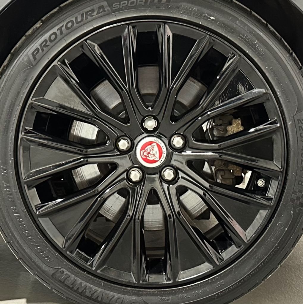 USED 2019 19 JAGUAR XE 2.0 D180 R-Dynamic S Saloon 4dr Diesel Auto Euro 6 (s/s) (180 ps) 