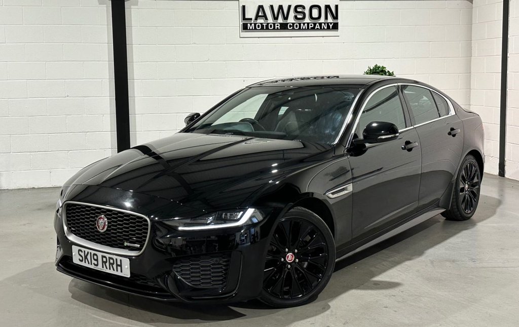 USED 2019 19 JAGUAR XE 2.0 D180 R-Dynamic S Saloon 4dr Diesel Auto Euro 6 (s/s) (180 ps) 