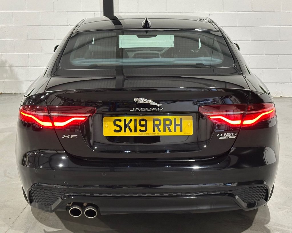 USED 2019 19 JAGUAR XE 2.0 D180 R-Dynamic S Saloon 4dr Diesel Auto Euro 6 (s/s) (180 ps) 