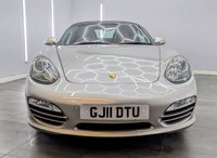 USED 2011 11 PORSCHE BOXSTER 2.9 987 Convertible 2dr Petrol Manual (221 g/km, 255 bhp) 17 INCH BOXTER III WHEELS , BLACK SOFT ROOF TOP CONVERTIBLE , REAR PARKING SENSORS , CRUISE CONTROL , SERVICE HISTORY X 7 - LATEST FEB 2026