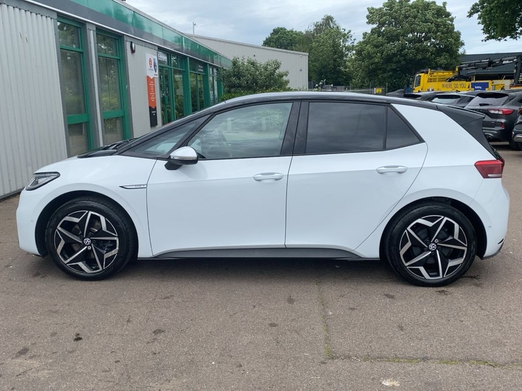 USED 2023 23 VOLKSWAGEN ID.3 Pro S 77kWh Tour Hatchback 5dr Electric Auto (4 Seat) (204 ps) CARPLAY+MATRIX LED LIGHTS+FSH