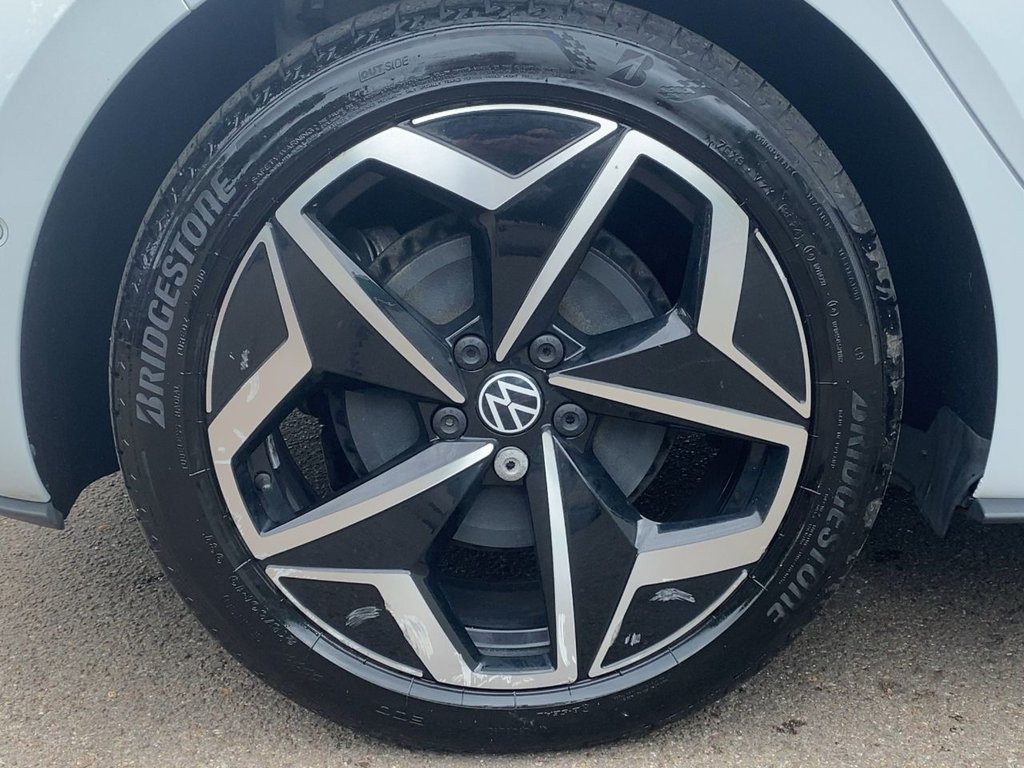 USED 2023 23 VOLKSWAGEN ID.3 Pro S 77kWh Tour Hatchback 5dr Electric Auto (4 Seat) (204 ps) CARPLAY+MATRIX LED LIGHTS+FSH