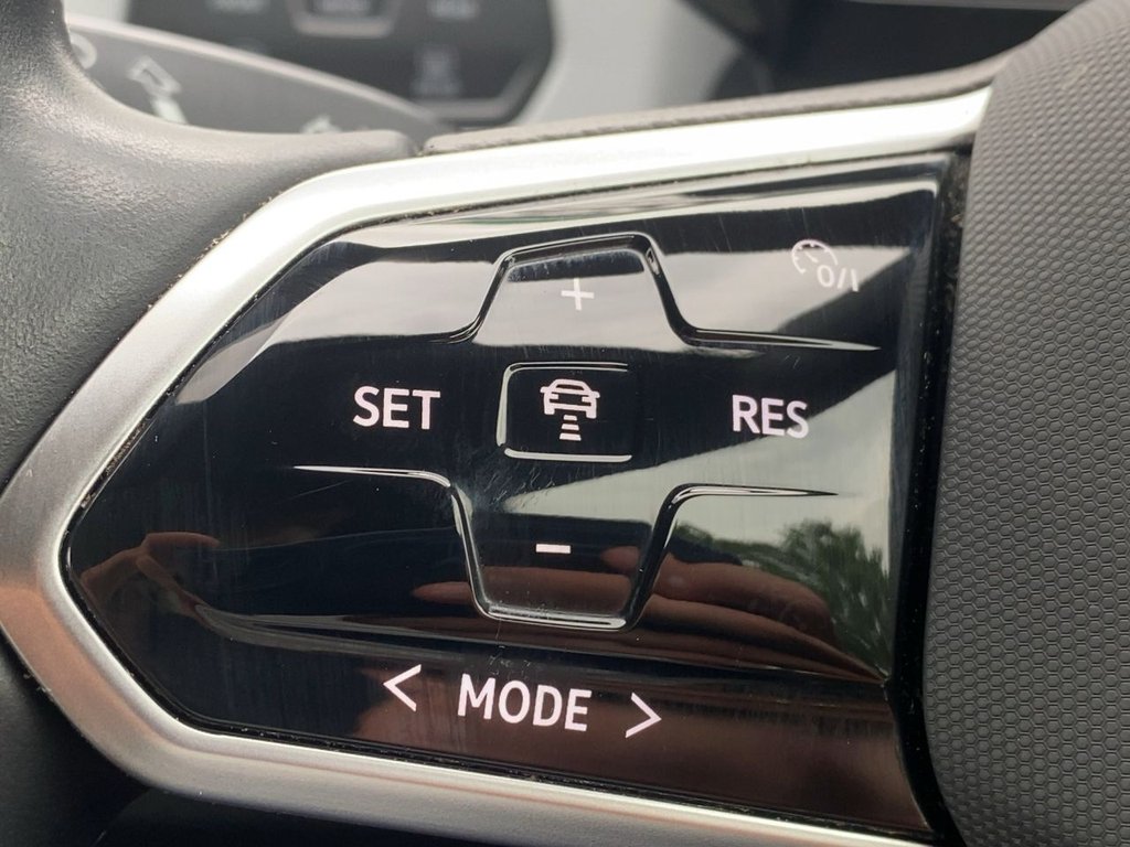 USED 2023 23 VOLKSWAGEN ID.3 Pro S 77kWh Tour Hatchback 5dr Electric Auto (4 Seat) (204 ps) CARPLAY+MATRIX LED LIGHTS+FSH