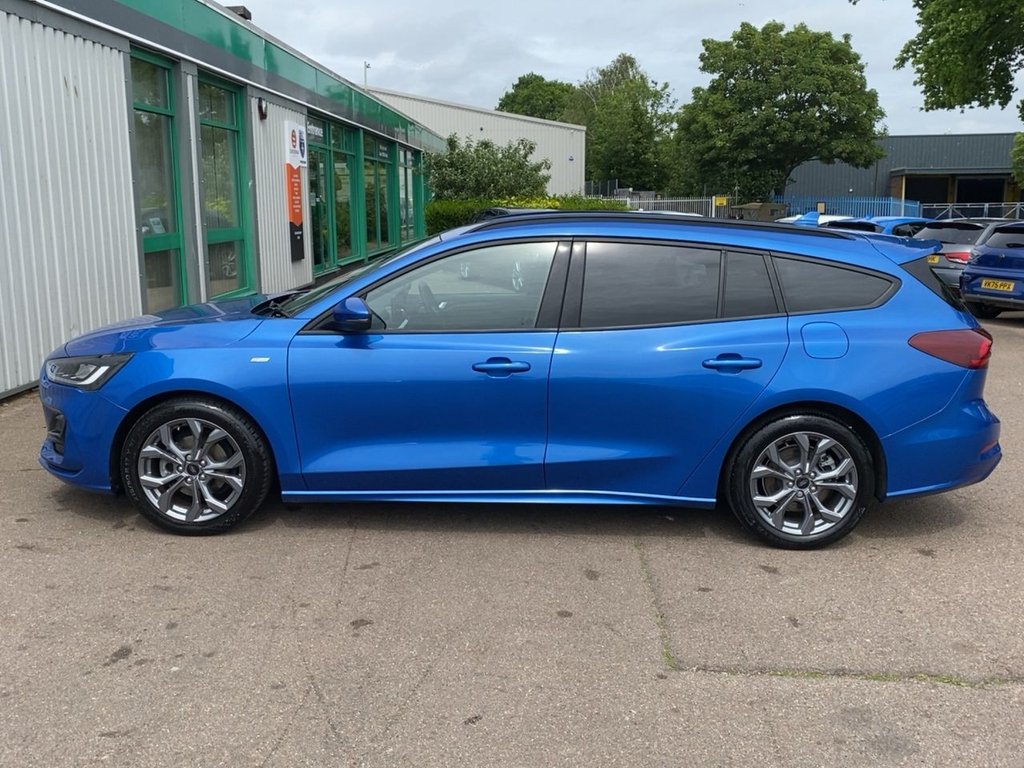 USED 2023 23 FORD FOCUS 1.0T EcoBoost MHEV ST-Line Estate 5dr Petrol Hybrid DCT Euro 6 (s/s) (125 ps) WINTER PACK+CARPLAY+NAV+1OWNER