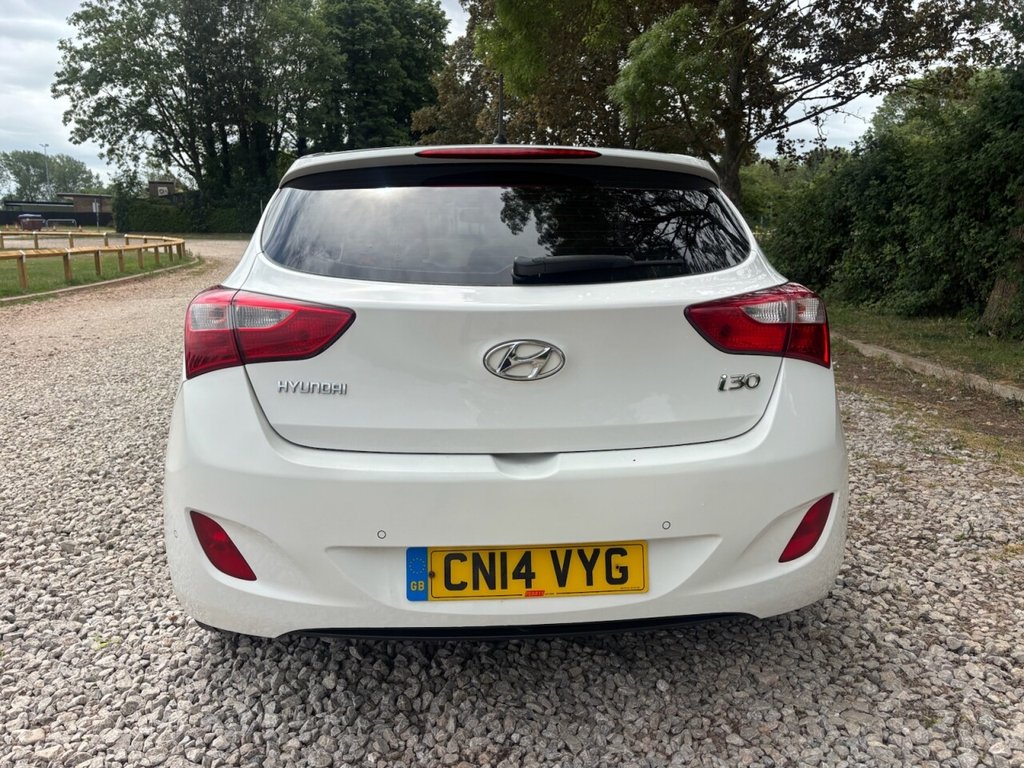 USED 2014 14 HYUNDAI I30 1.6 CRDi Blue Drive Active Hatchback 5dr Diesel Manual Euro 5 (s/s) (110 ps) &pound;ZERO DEPOSIT FINANCE
