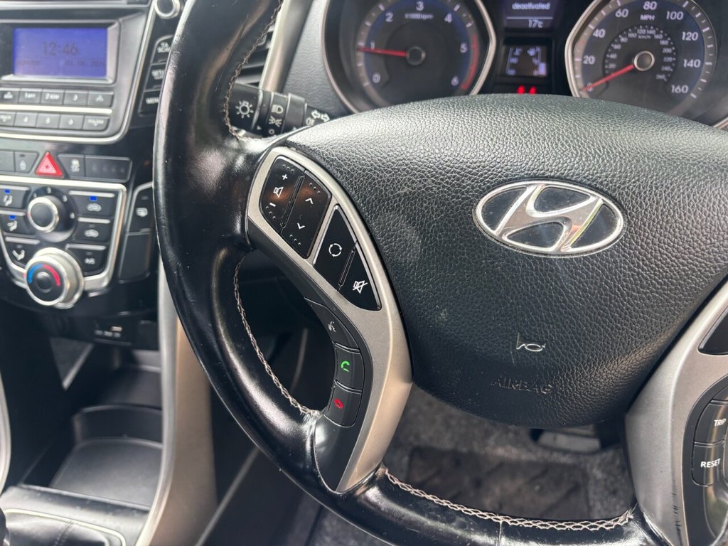 USED 2014 14 HYUNDAI I30 1.6 CRDi Blue Drive Active Hatchback 5dr Diesel Manual Euro 5 (s/s) (110 ps) &pound;ZERO DEPOSIT FINANCE