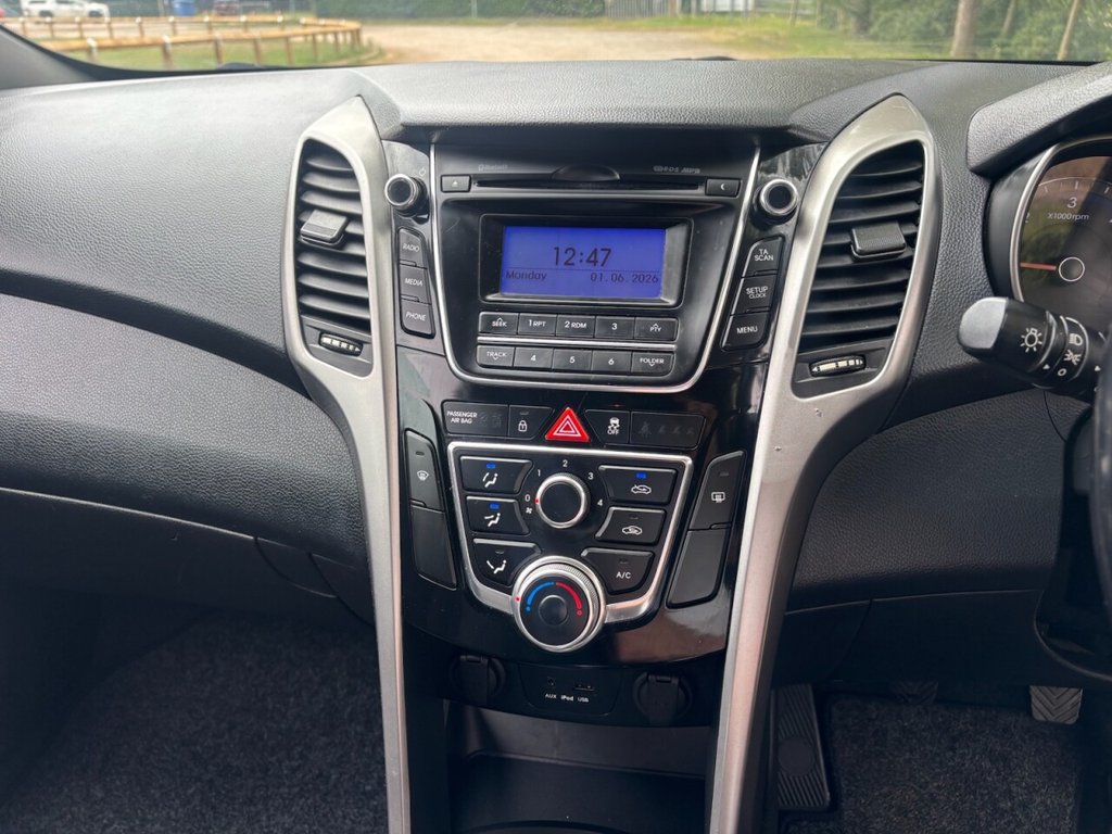 USED 2014 14 HYUNDAI I30 1.6 CRDi Blue Drive Active Hatchback 5dr Diesel Manual Euro 5 (s/s) (110 ps) &pound;ZERO DEPOSIT FINANCE