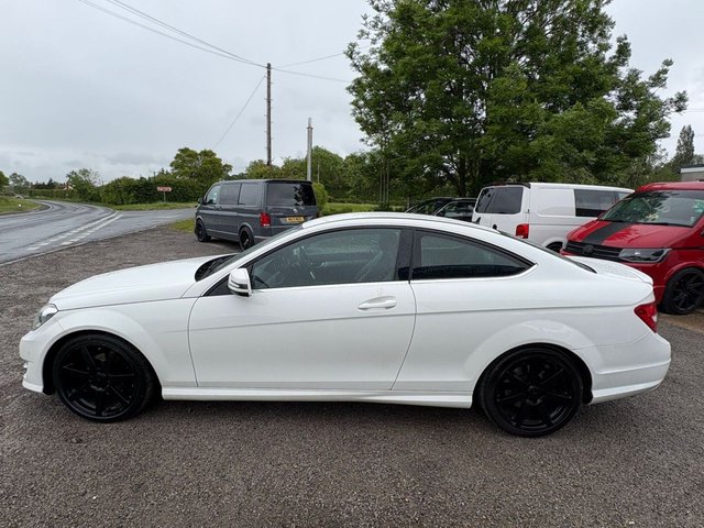 MERCEDES-BENZ C-CLASS at Hyetts Garage