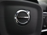 USED 2021 70 VOLVO XC40 2.0 B4 MHEV Inscription Pro SUV 5dr Petrol Hybrid Auto Euro 6 (s/s) (197 ps) HEATED SEATS | PARK ASSIST
