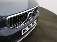 USED 2021 70 VOLVO XC40 2.0 B4 MHEV Inscription Pro SUV 5dr Petrol Hybrid Auto Euro 6 (s/s) (197 ps) HEATED SEATS | PARK ASSIST