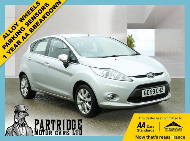 View our Ford Fiesta 1.4 Zetec Hatchback 5dr Petrol Manual (133 g/km, 94 bhp)