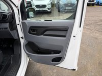 USED 2019 69 VAUXHALL VIVARO 1.5 Turbo D 2900 Sportive Panel Van 5dr Diesel Manual L2 H1 Euro 6 (s/s) (100 ps) 1 OWNER ONLY 44K AIR CON  COMES WITH MOT 1 YEAR AND SERVICE