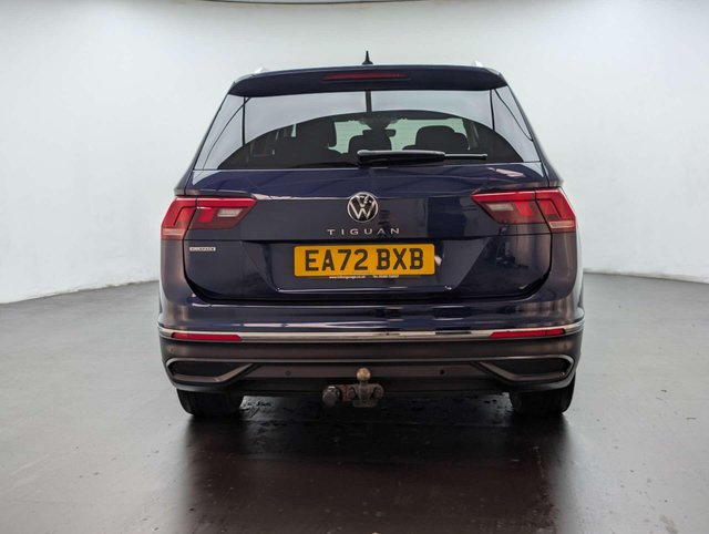 USED 2022 72 VOLKSWAGEN TIGUAN 1.5 Tiguan Allspace Life TSi Semi-Auto 5dr CLICK+COLLECT / HOME DELIVERY