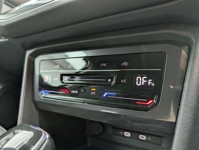 USED 2022 72 VOLKSWAGEN TIGUAN 1.5 Tiguan Allspace Life TSi Semi-Auto 5dr CLICK+COLLECT / HOME DELIVERY