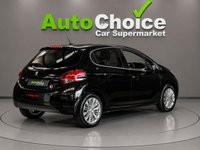 USED 2017 67 PEUGEOT 208 1.2 PureTech Allure Hatchback 5dr Petrol Manual Euro 6 (82 ps) in Blackburn Finance Available 12 to 84 Months