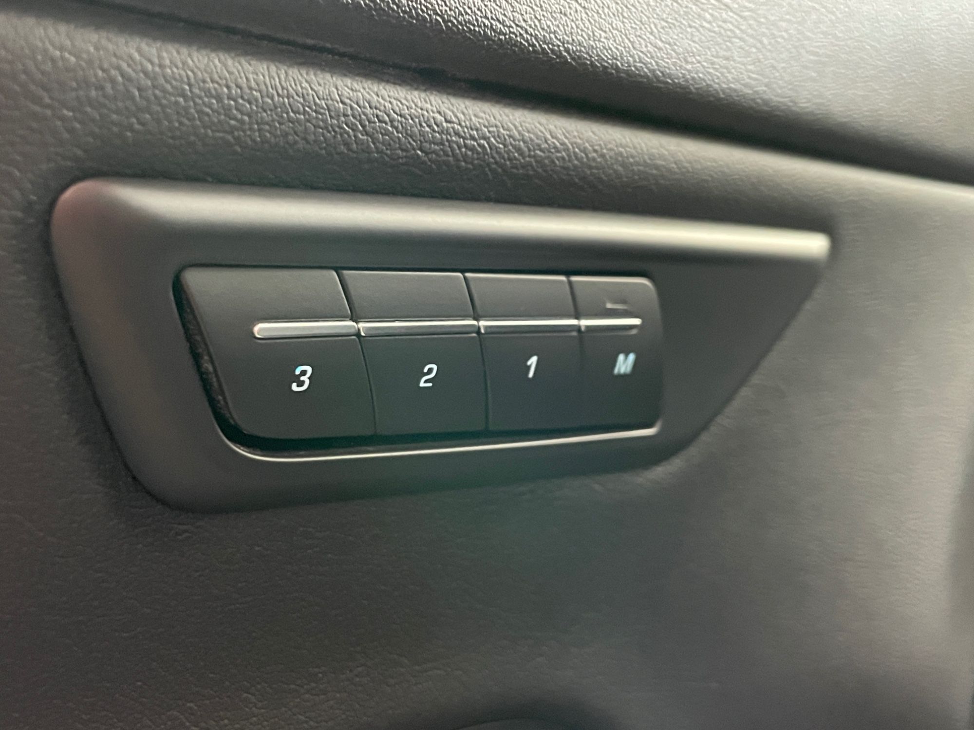 USED 2019 19 JAGUAR E-PACE 2.0 D180 R-Dynamic HSE SUV 5dr Diesel Auto AWD Euro 6 (s/s) (180 ps) 