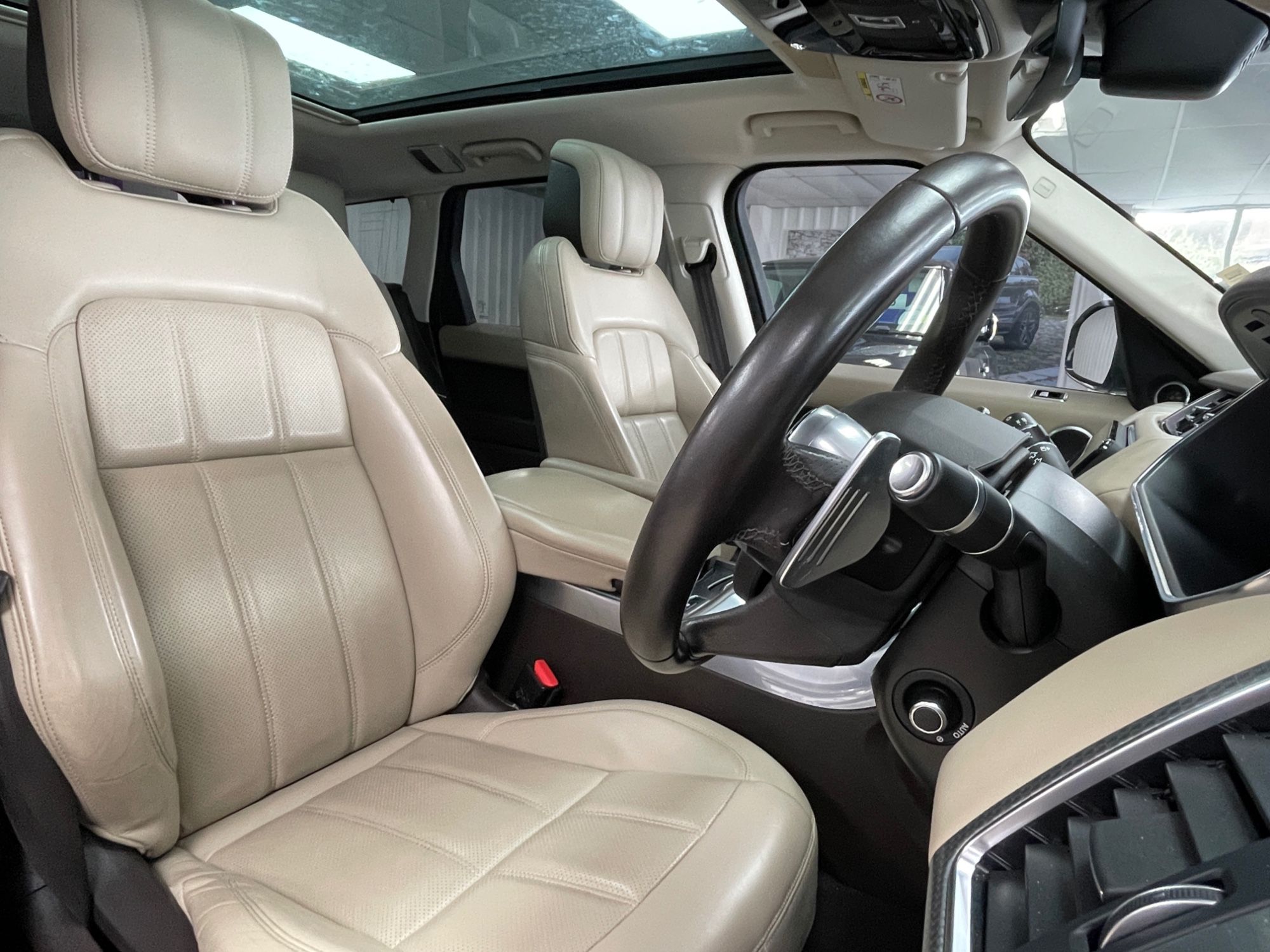 USED 2021 21 LAND ROVER RANGE ROVER P400 HSE 2.0 P400e 13.1kWh HSE GPF Dynamic SUV 5dr Petrol Plug-in Hybrid Auto 4WD Euro 6 (s/s) (404 ps) 
