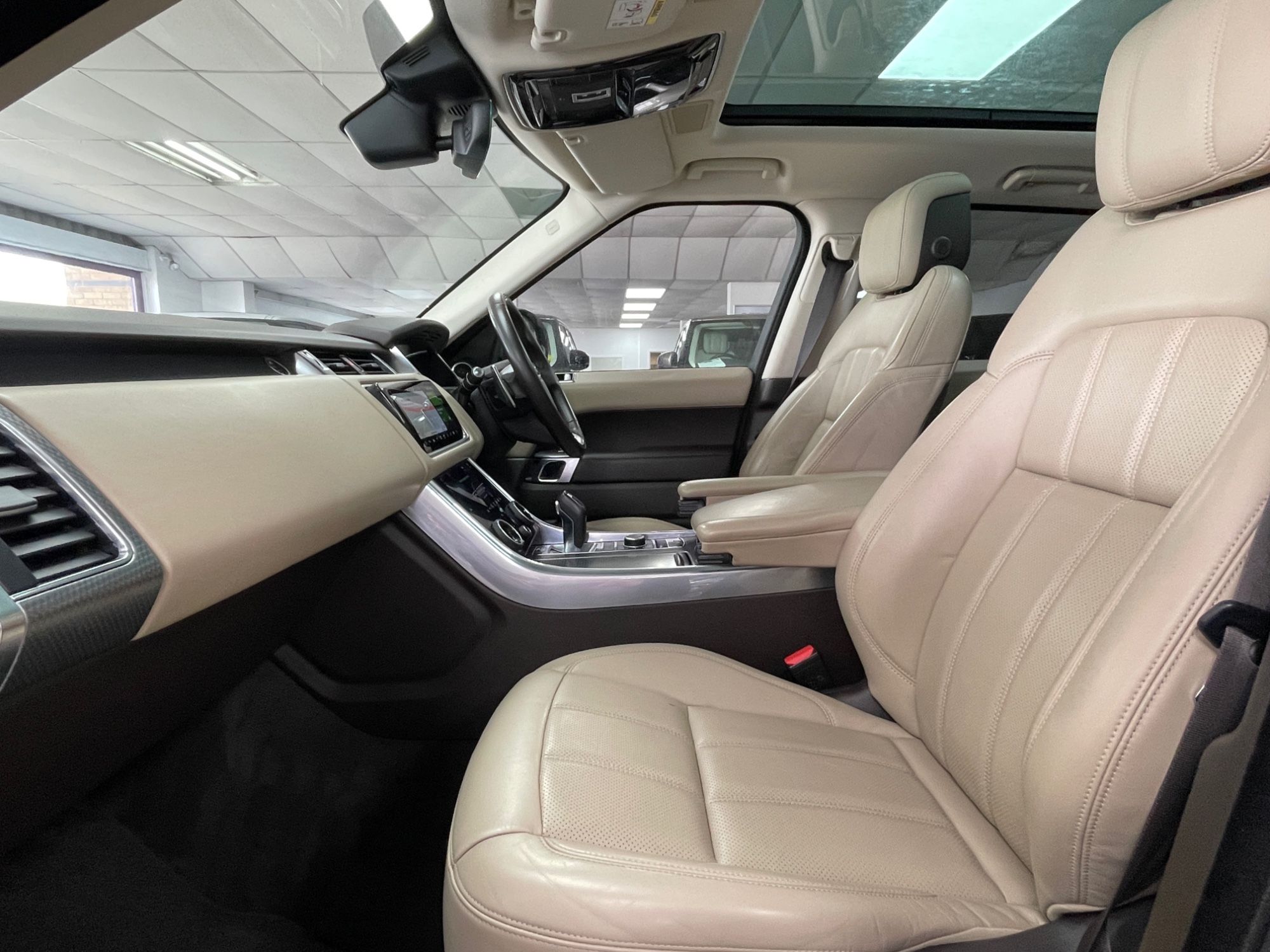 USED 2021 21 LAND ROVER RANGE ROVER P400 HSE 2.0 P400e 13.1kWh HSE GPF Dynamic SUV 5dr Petrol Plug-in Hybrid Auto 4WD Euro 6 (s/s) (404 ps) 