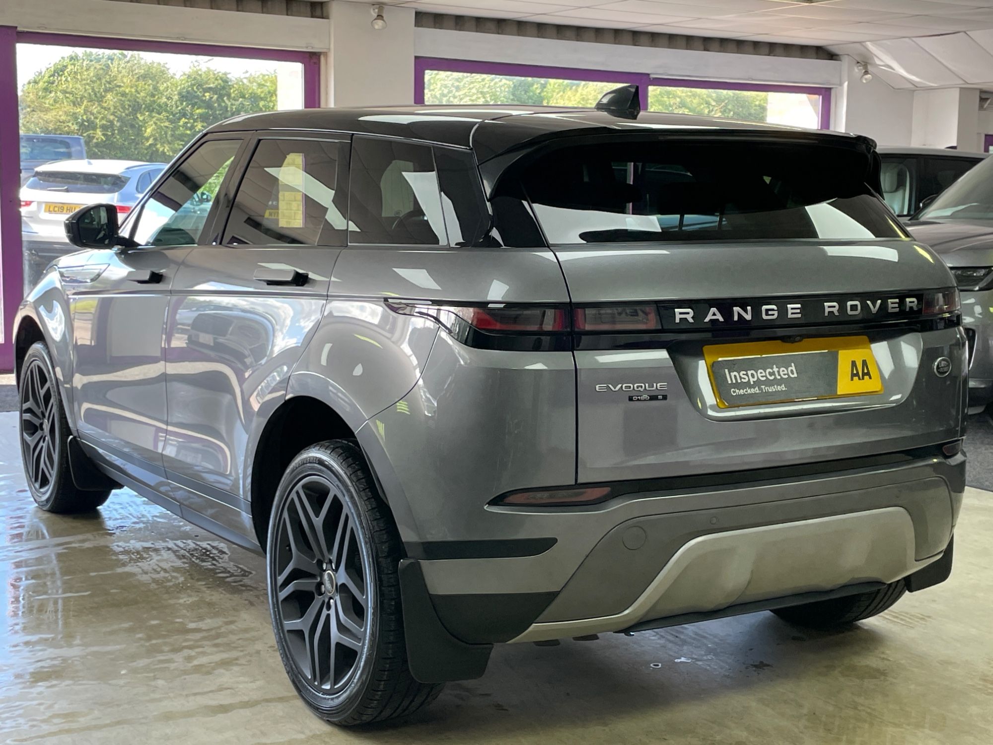 USED 2019 69 LAND ROVER RANGE ROVER EVOQUE 2.0 D180 S SUV 5dr Diesel Auto 4WD Euro 6 (s/s) (180 ps) 