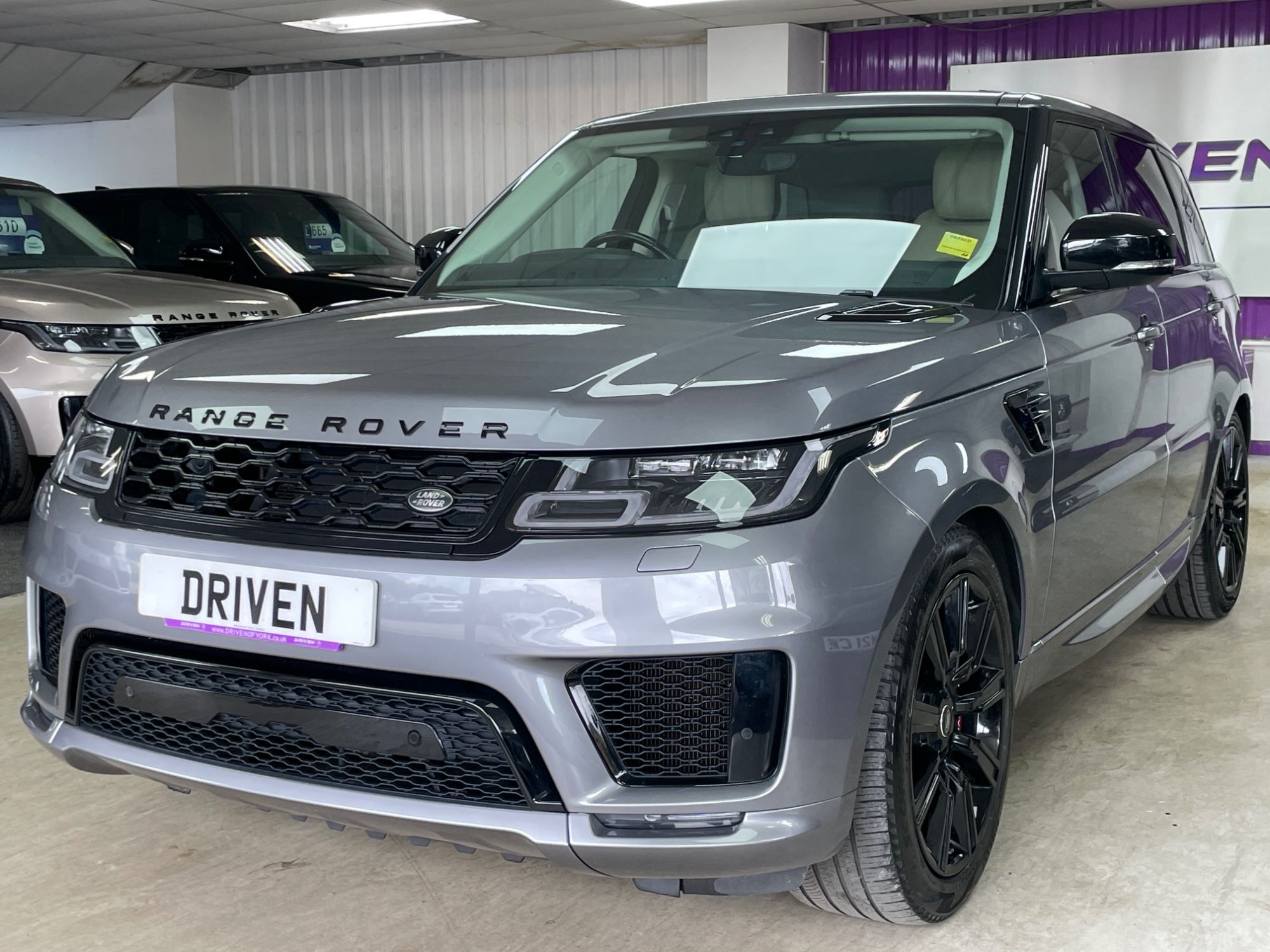 USED 2019 69 LAND ROVER RANGE ROVER SPORT 2.0 P400e 13.1kWh HSE GPF Dynamic SUV 5dr Petrol Plug-in Hybrid Auto 4WD Euro 6 (s/s) (404 ps) 