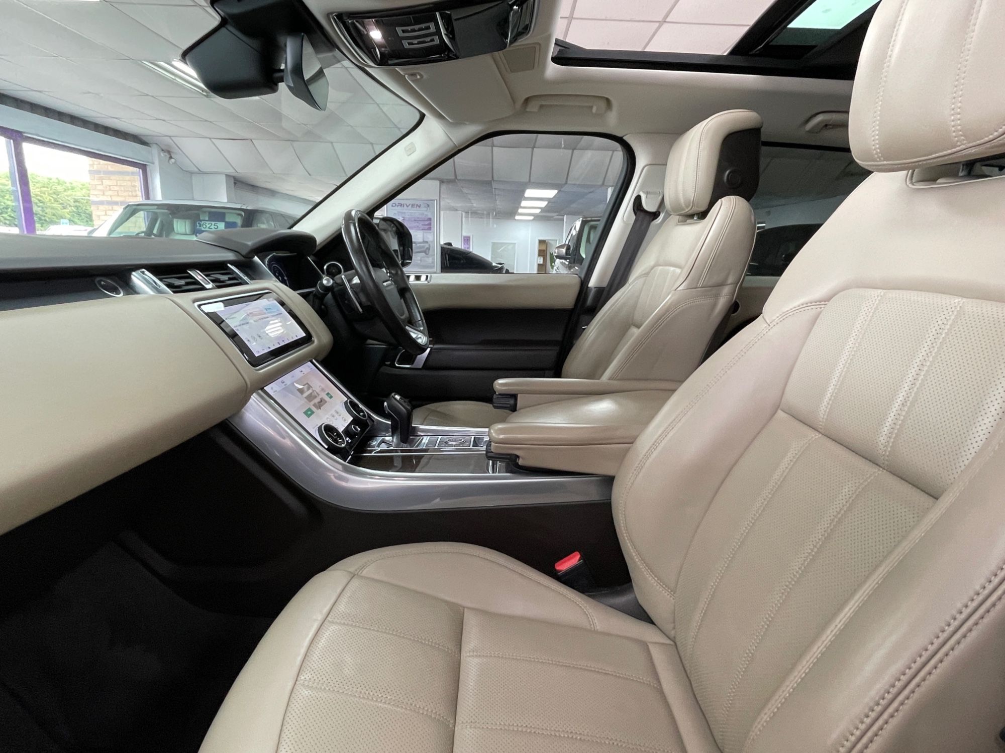 USED 2019 69 LAND ROVER RANGE ROVER SPORT 2.0 P400e 13.1kWh HSE GPF Dynamic SUV 5dr Petrol Plug-in Hybrid Auto 4WD Euro 6 (s/s) (404 ps) 