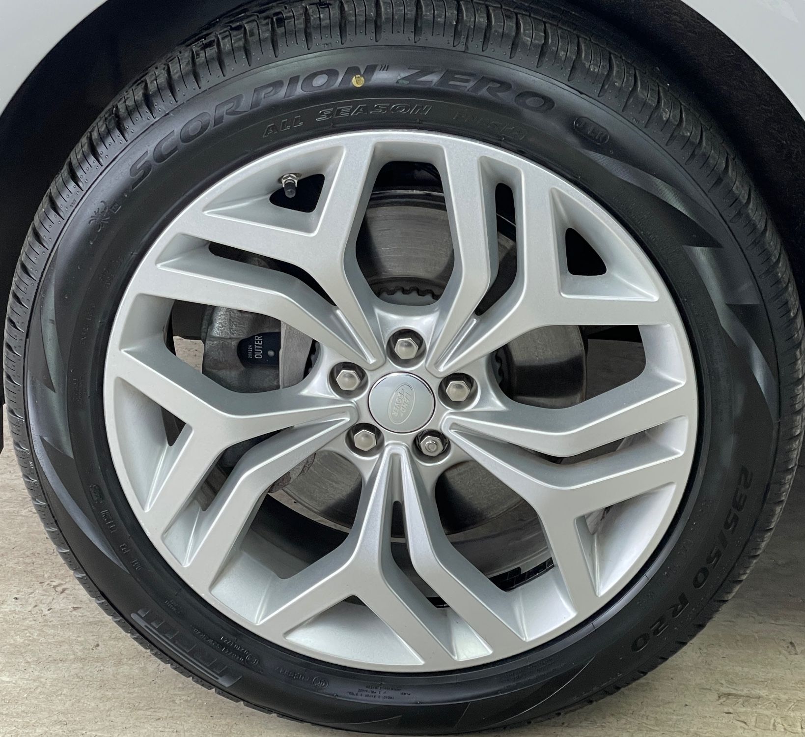 USED 2019 19 LAND ROVER RANGE ROVER EVOQUE 2.0 D180 R-Dynamic SE SUV 5dr Diesel Auto 4WD Euro 6 (s/s) (180 ps) 